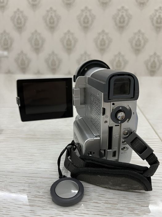 Камера SONY DV9F