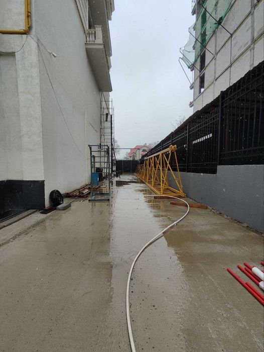 Продается помещения ул.Шарафа Рашидова, мост Малика, 270м2