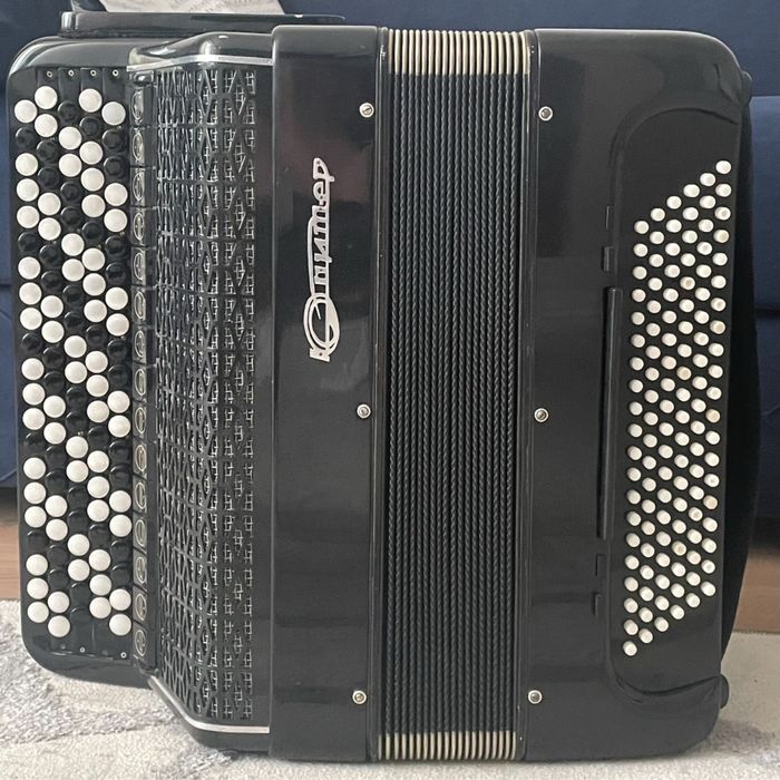 Баян юпитер люкс