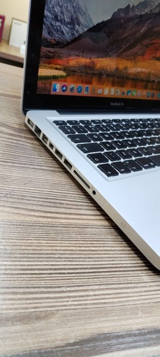 Лаптоп Apple MacBook Pro 2012