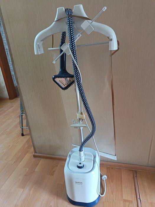 Вертикальный отпариватель от Tefal