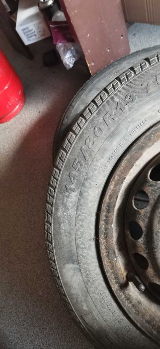 Гуми- летни и зимни 13 и 14 цолови