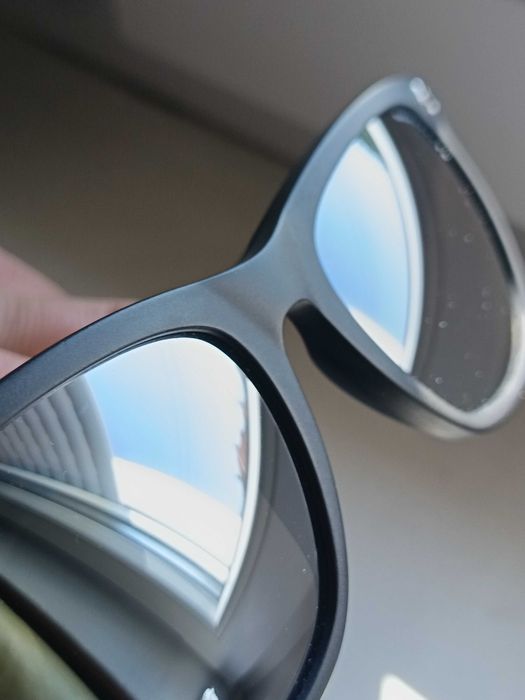 Унисекс слънчеви очила, маркови