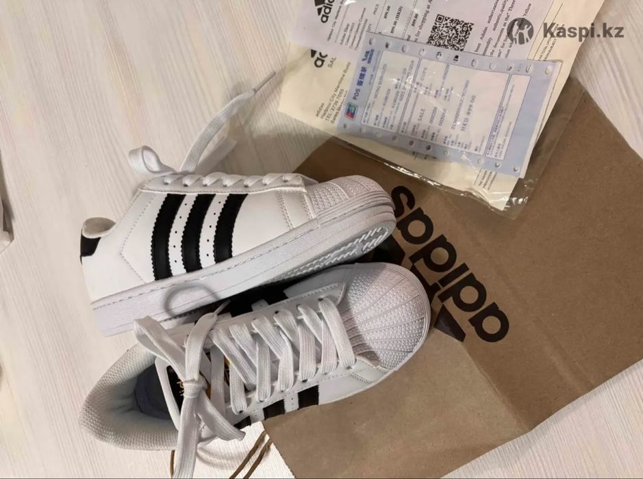 Кроссовки Adidas SuperStar