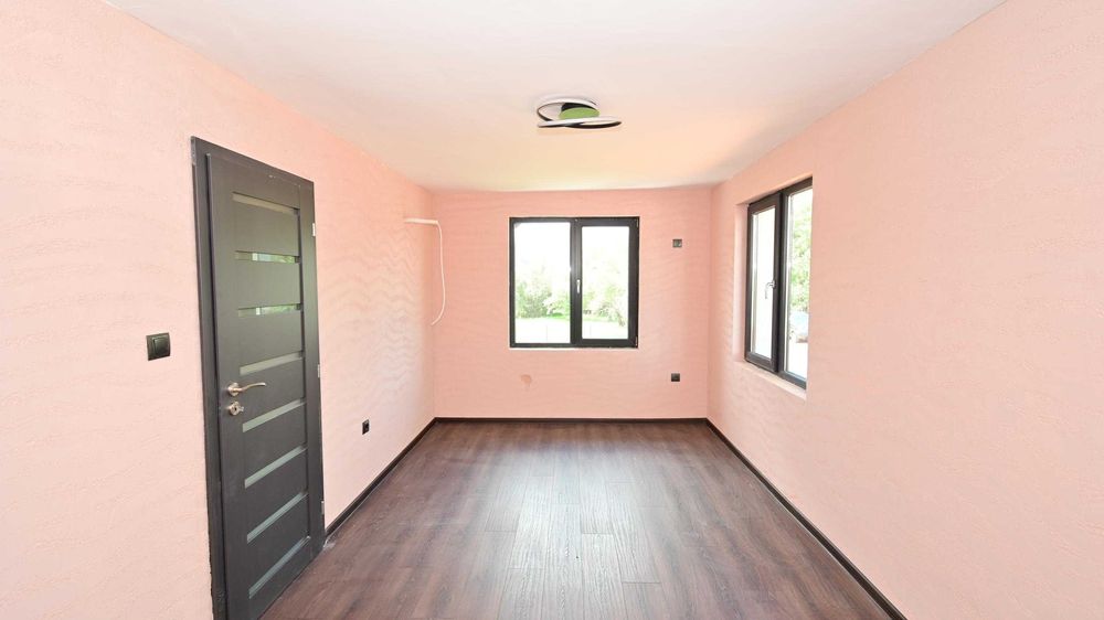 Продава се Къща в с. Гълъбник, Област Перник - 160 кв.м за 1488 €/кв.м - Снимка #18