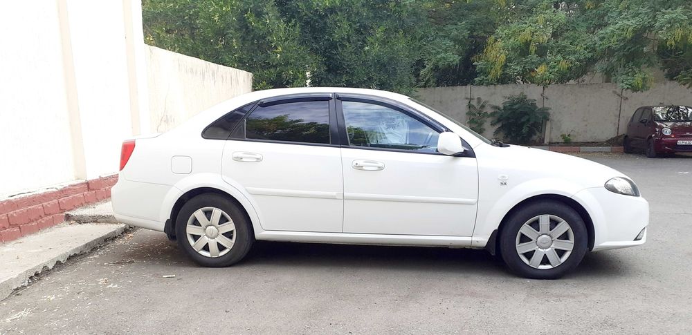 Gentra 1yevro sotiladi Toshkent shahar