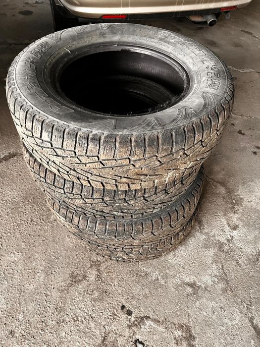 Продам зим рез на R 16