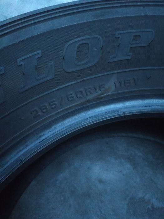 Продам резину 285/60/18