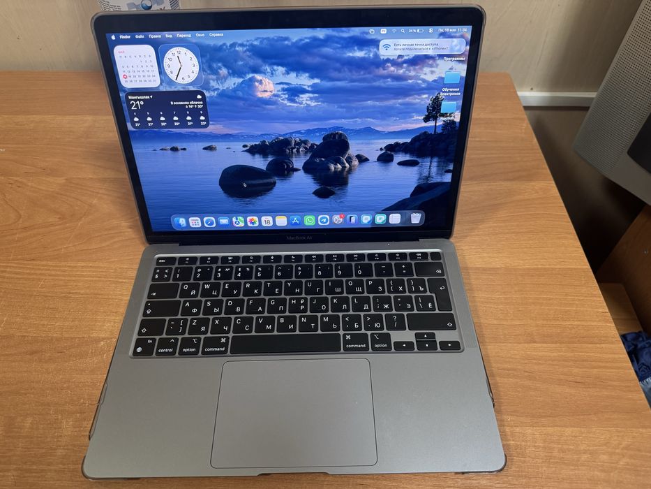 Macbook air M1 2020 8гб 245гб