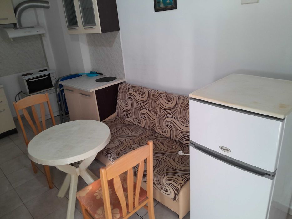 Дава се под наем Двустаен апартамент в с. Царевци, Област Варна - 50 кв.м за 306 € - Снимка #12