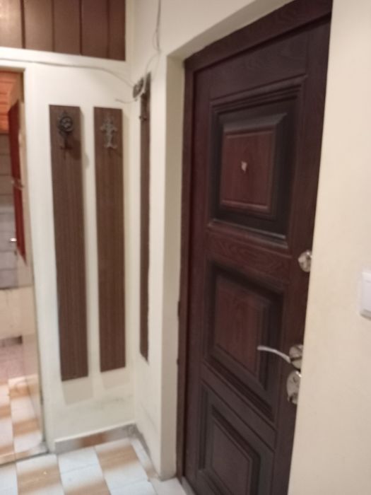 Дава се под наем Двустаен апартамент в Варна, Базар Левски - 50 кв.м за 306 € - Снимка #3