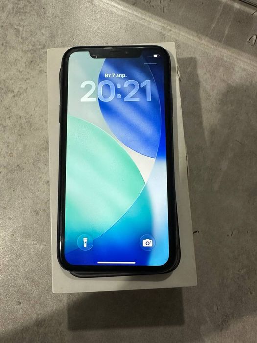 iPhone 11 с гарантией