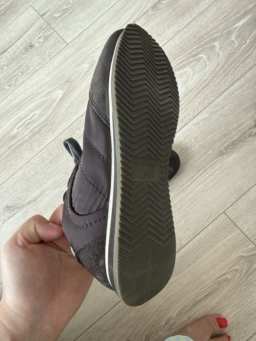 Женские кроссовки Massimo Dutti, размер 37