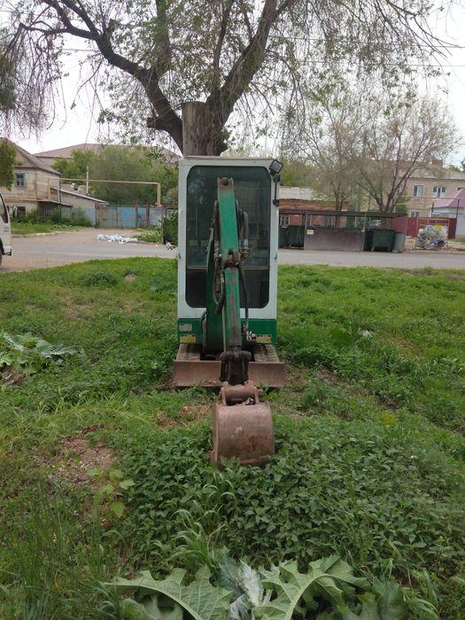 Мини экскаватор немец. ШЕЕФ