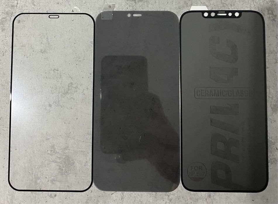 Folii iPhone 12 Pro Max transparente sau privacy