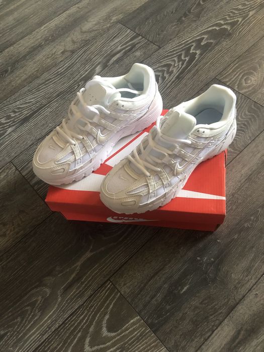 Маратонки   Nike