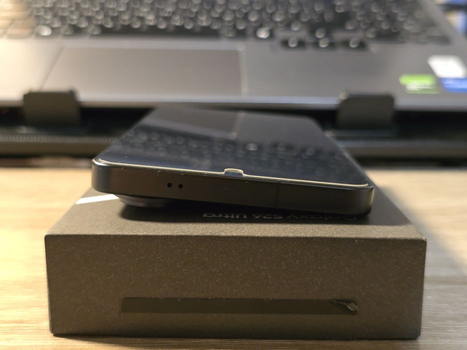 Samsung Galaxy S26 Ultra 512GB с Гаранция 24 месеца