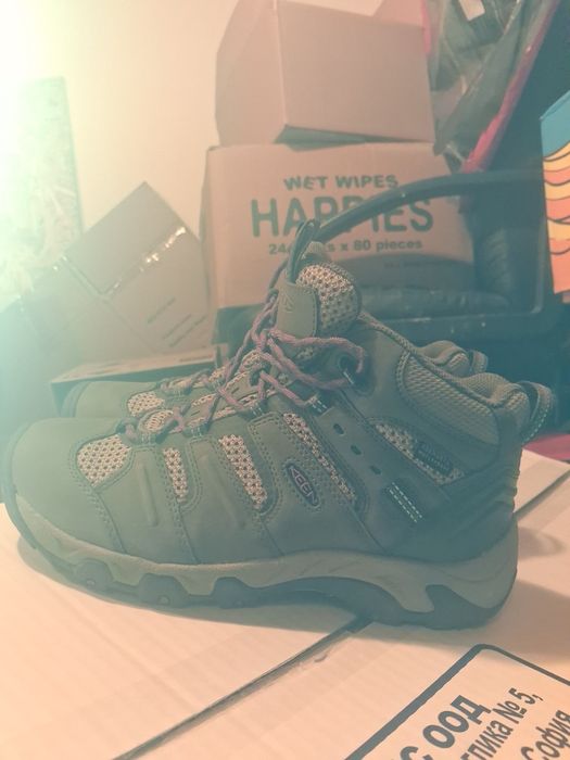 Туристически обувки Keen