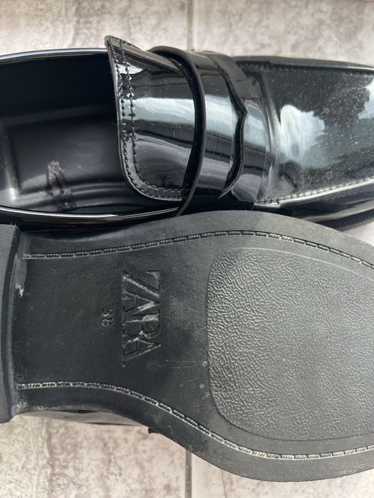 Продам лоферы Zara