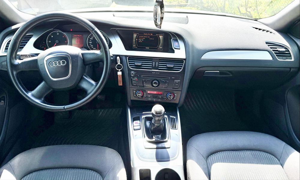 De vanzare audi a4 b8 2l diesel