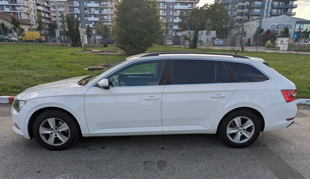 SKODA Superb 0 — imagine 3