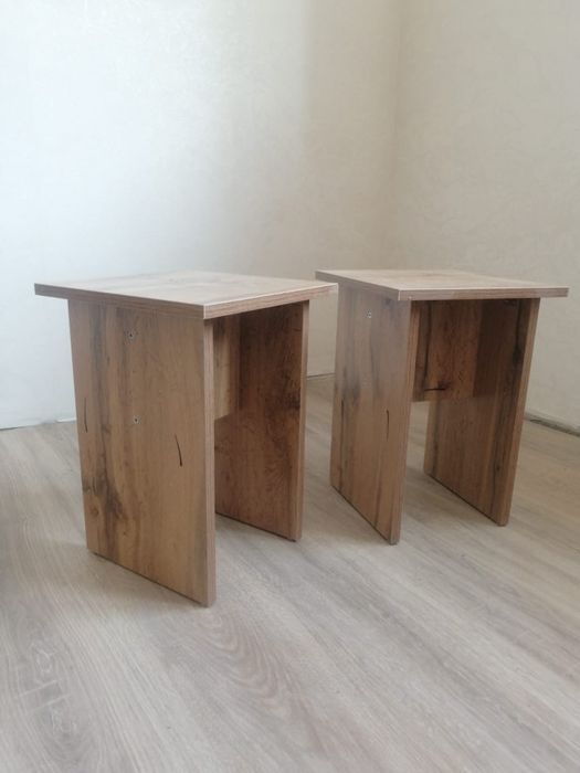 Табуретки новые 2000