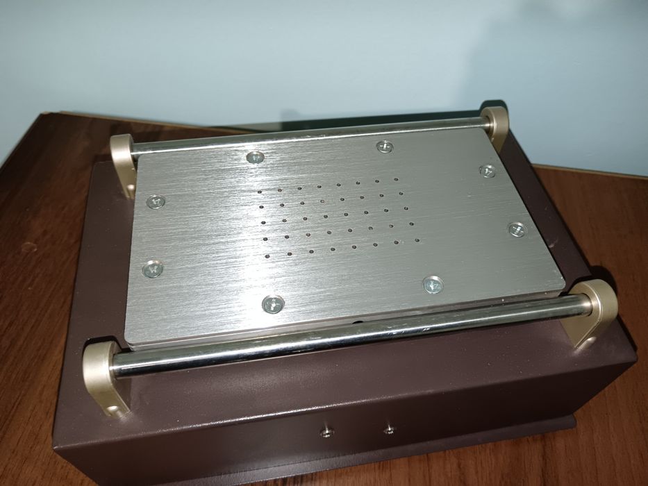 Сепоратор для ремонта телефонов