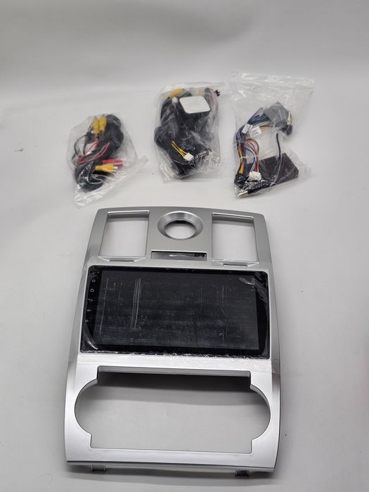 Navigatie Chrysler 300C 2004-2008 C-CH06 Android Octa Core Ecran 2K QL