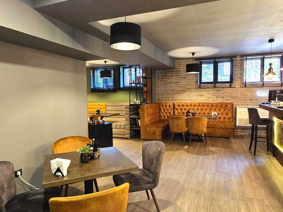 Дава се под наем Зала за събития в Пловдив, Център -  кв.м за 30.6 € - Снимка #7