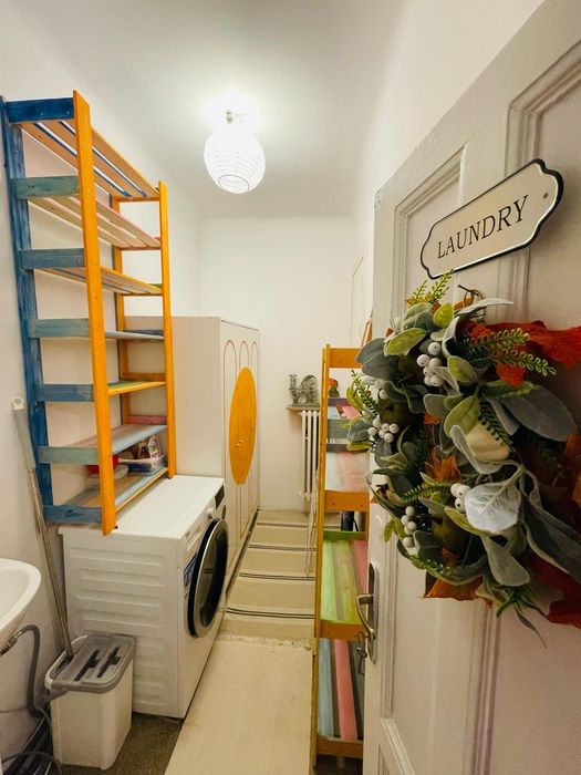 Apartament deosebit 2 camere in vila, lângă Cișmigiu,  mobilat și utilat, centrala