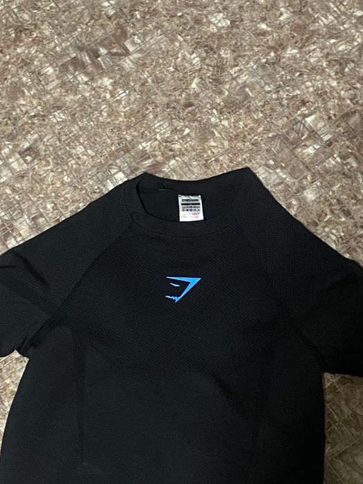 Оригинал Рашгард Gymshark Onyx 5 одевал только 1раз