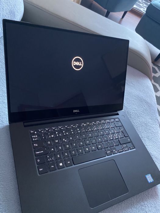 Laptop DELL XPS 9570 4k touch screen etc