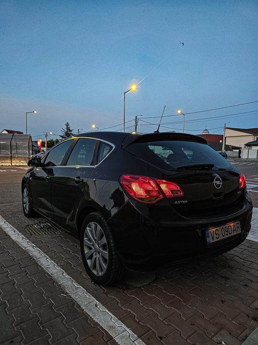 Opel Astra j  1.7  Dtr 125hp