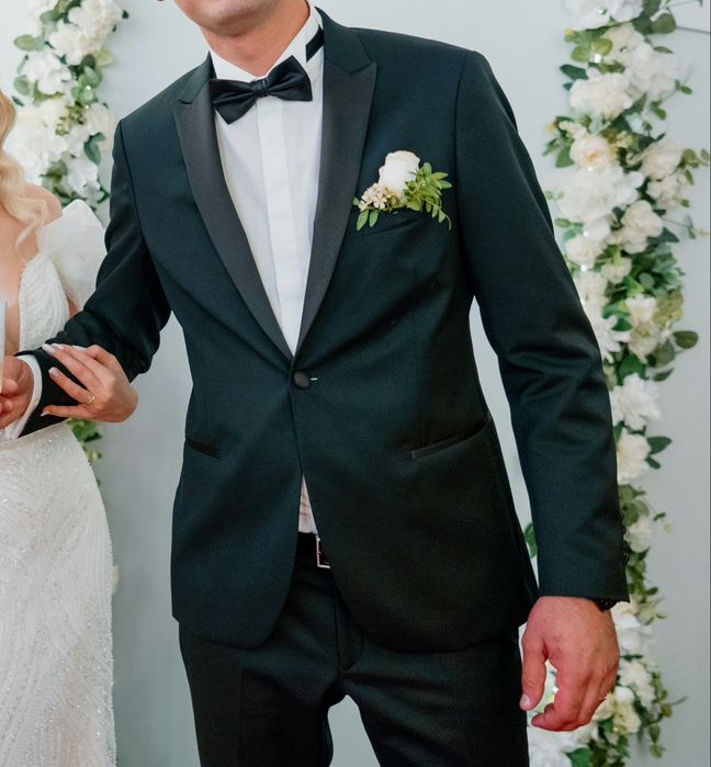 Costum Ceremonie Bigotti negru+ 2 cămăși Bigotti