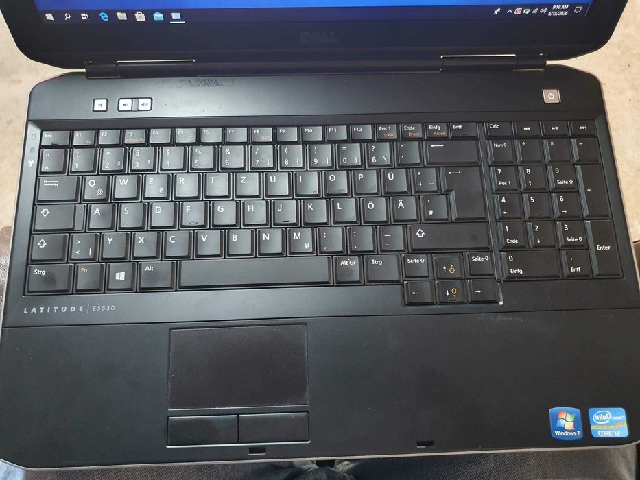 Laptop lải từ e5530 Dell Latitude E5530 – Intel Core i7 / 8GB RAM / HDD 320GB +