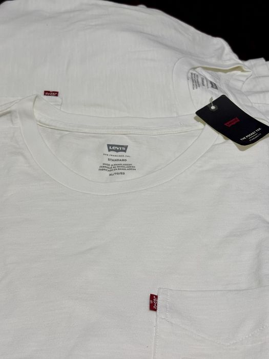 LEVI’S Standard The Pocket Tee