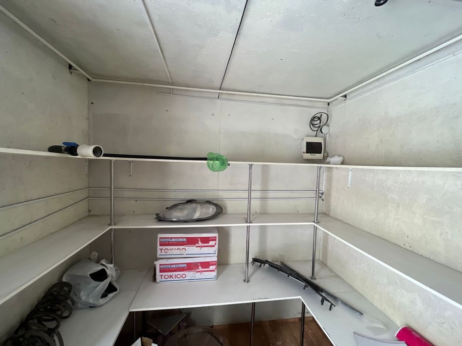 Срочно продается 40 футовый контейнер