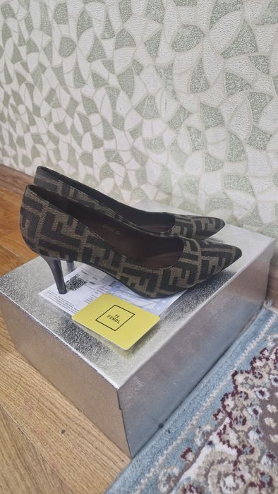 Fendi брент туфли
