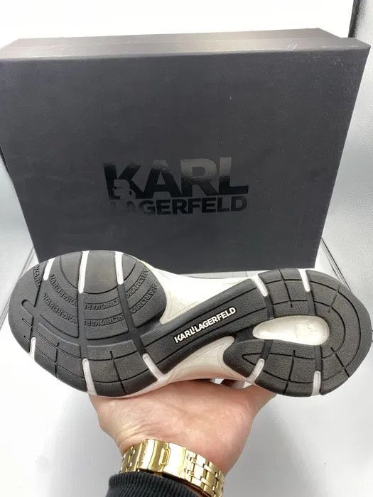 Karl Lagerfeld marimea 42