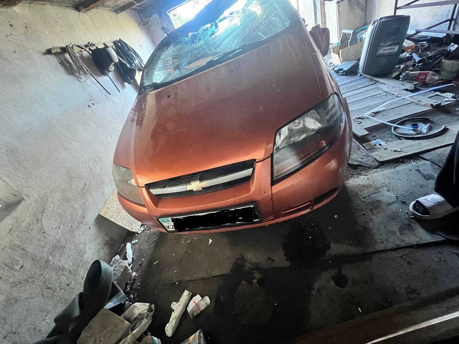 Продам аварийную Шевроле Авео