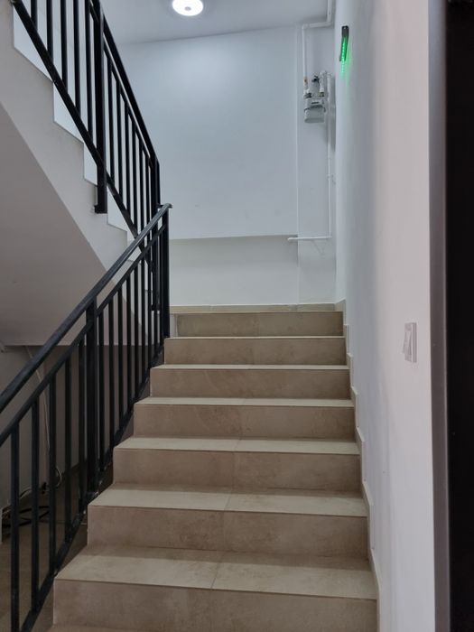 Curatenie Ansamburi Rezidentiale | Curatenie scari de Bloc