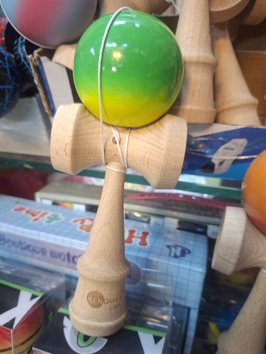 Kendama  X  Bila cu grip