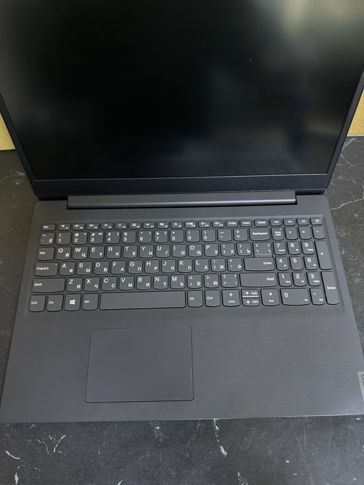 Lenovo V15-Lkb