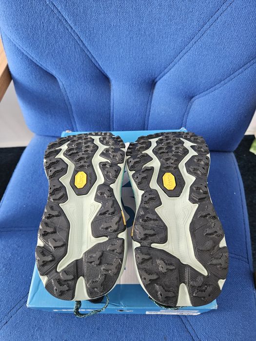 HOKA trail Speedgoat