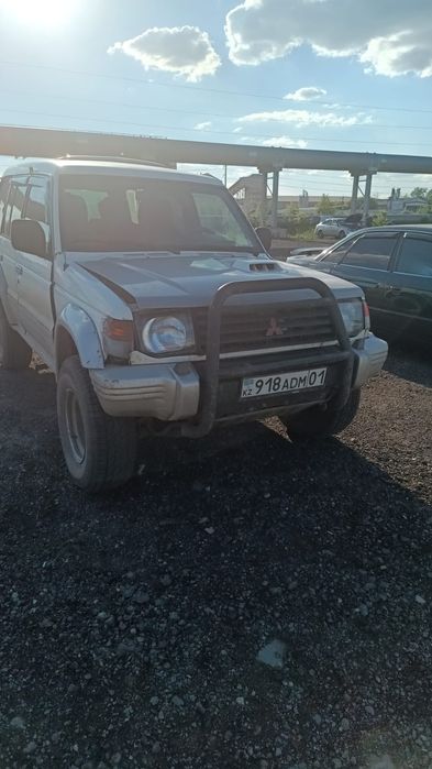 Продам Митсубиси Паджеро 2
