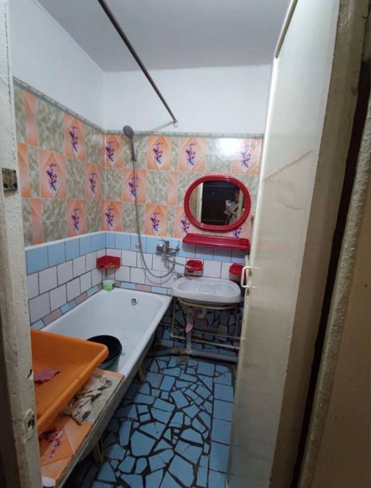 2 ком навои можно через банк!!!