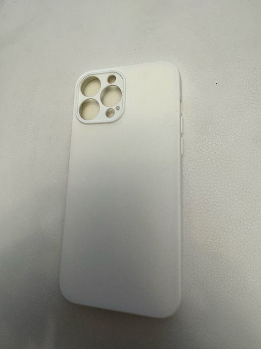 Лот от кейсове за Iphon 13pro max