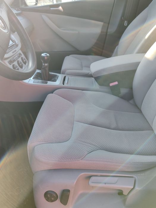 De vânzare Vw Passat,schimb cu Mcv