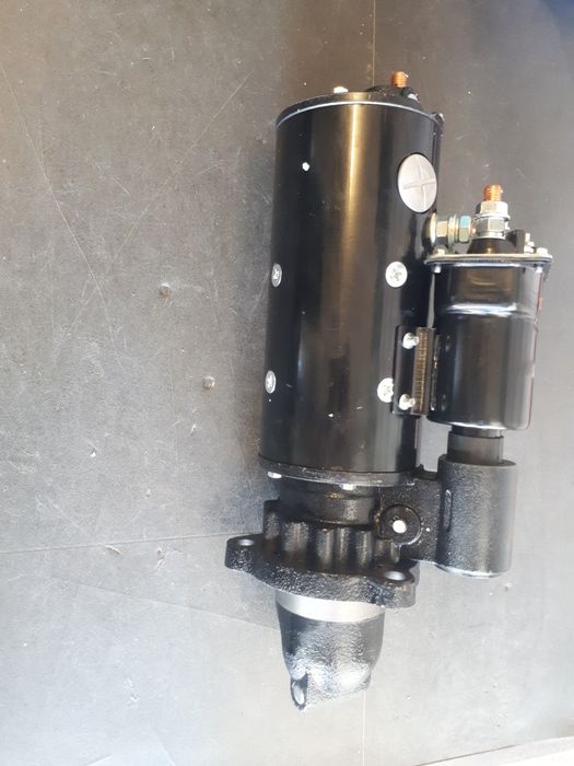 Electromotor nou excavator pe senile VOLVO EC360 EC460 EC330