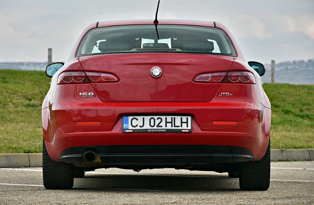 Vând Alfa Romeo 159 ,an 2010 motor 1.9 16v